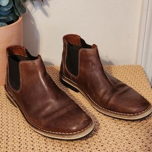 Steve Madden Brown Leather Impass Chelsea Boots Size 8
